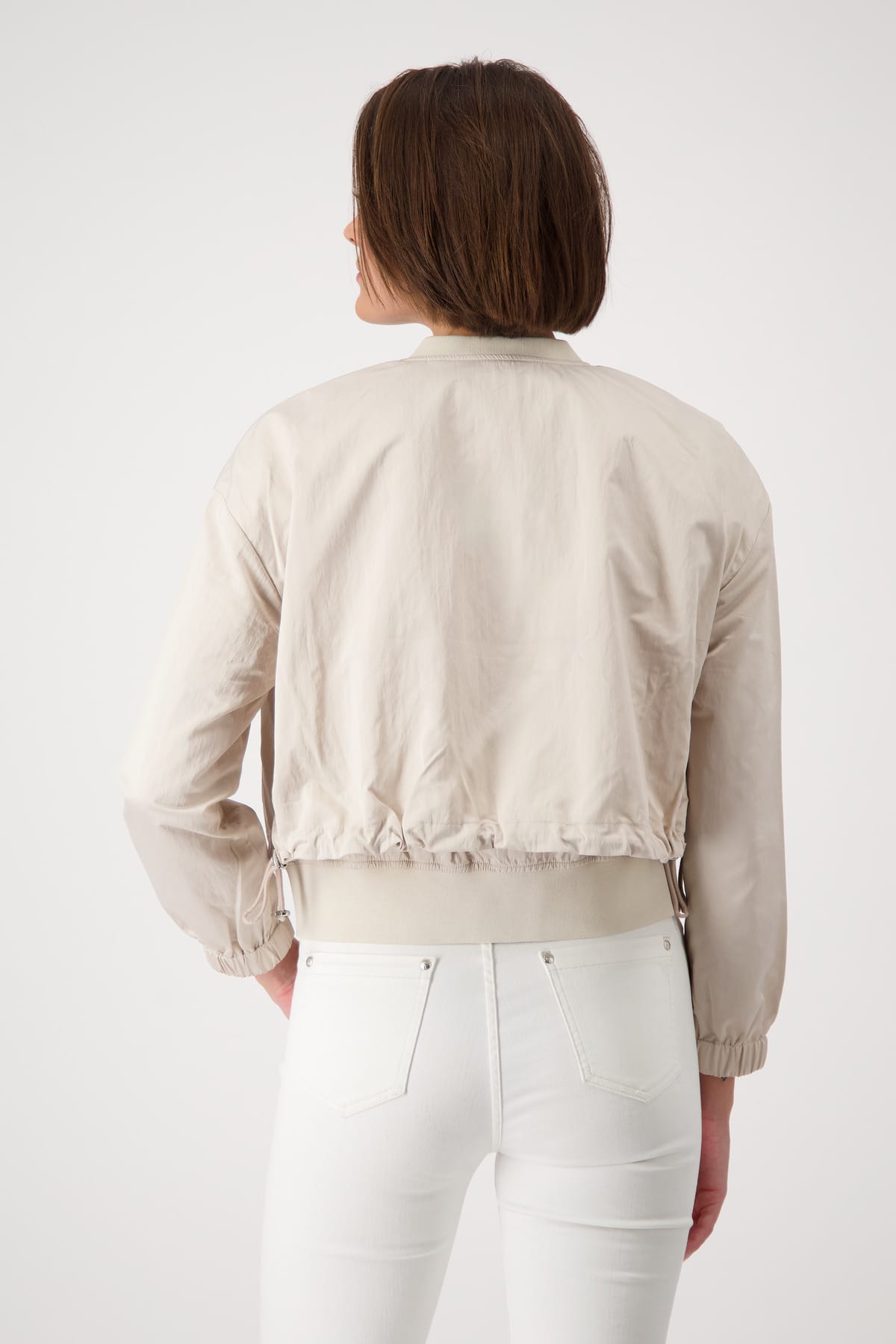 КУРТКА MONARI легкая ветровка с укороченным силуэтом и эластичными манжетами